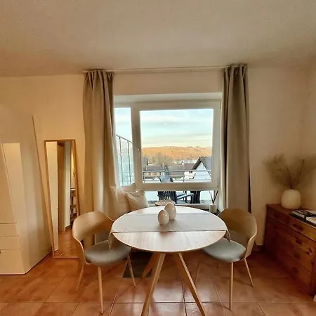 Modernes Mit Balkon & Seeblick Am Biggesee * Olpe bei Meschede