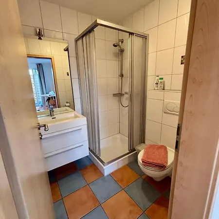 Modernes Mit Balkon & Seeblick Am Biggesee * Olpe bei Meschede