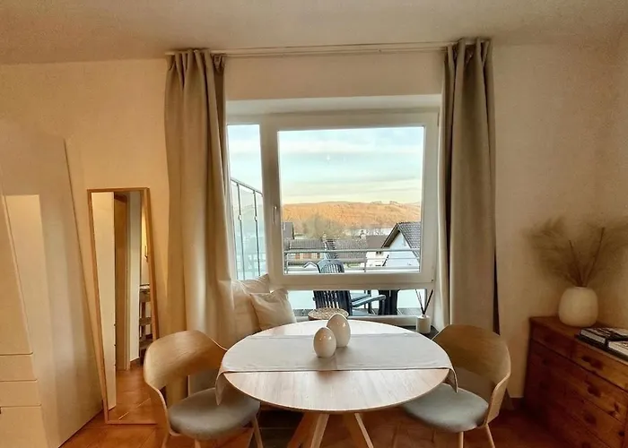 Modernes Mit Balkon & Seeblick Am Biggesee * Olpe bei Meschede